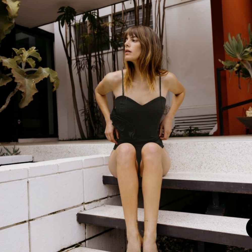 ZARA RUFFLED BODYSUIT